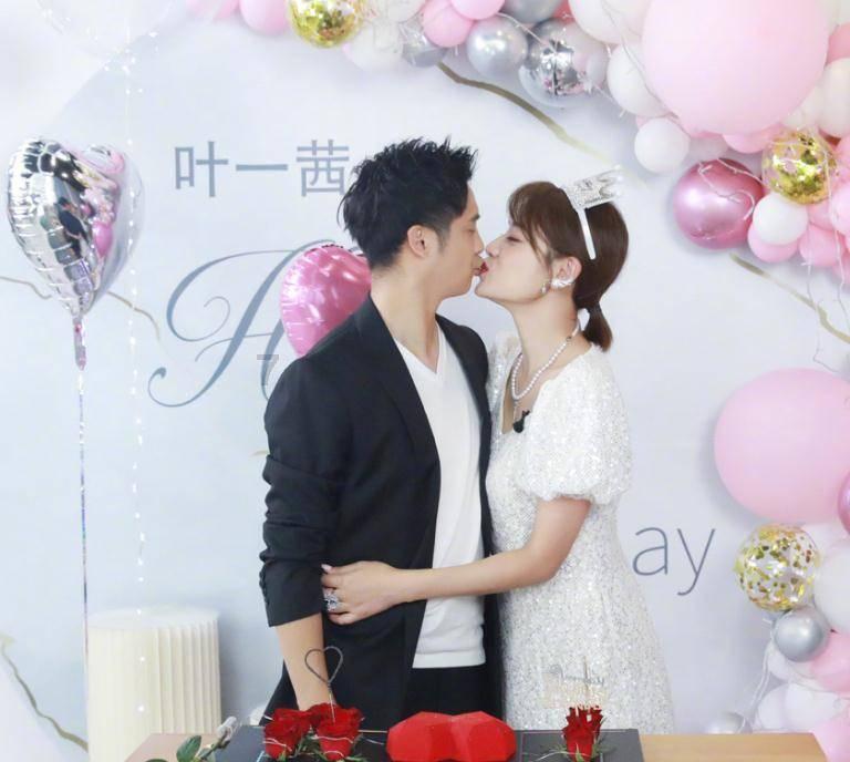 经典难超越 电影《花千骨》导演致歉：对票房不理想感到很意外也很内疚